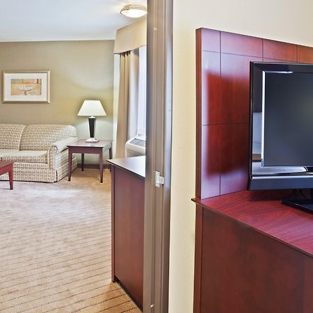 Holiday Inn Express Portland South - Lake Oswego By Ihg Room photo