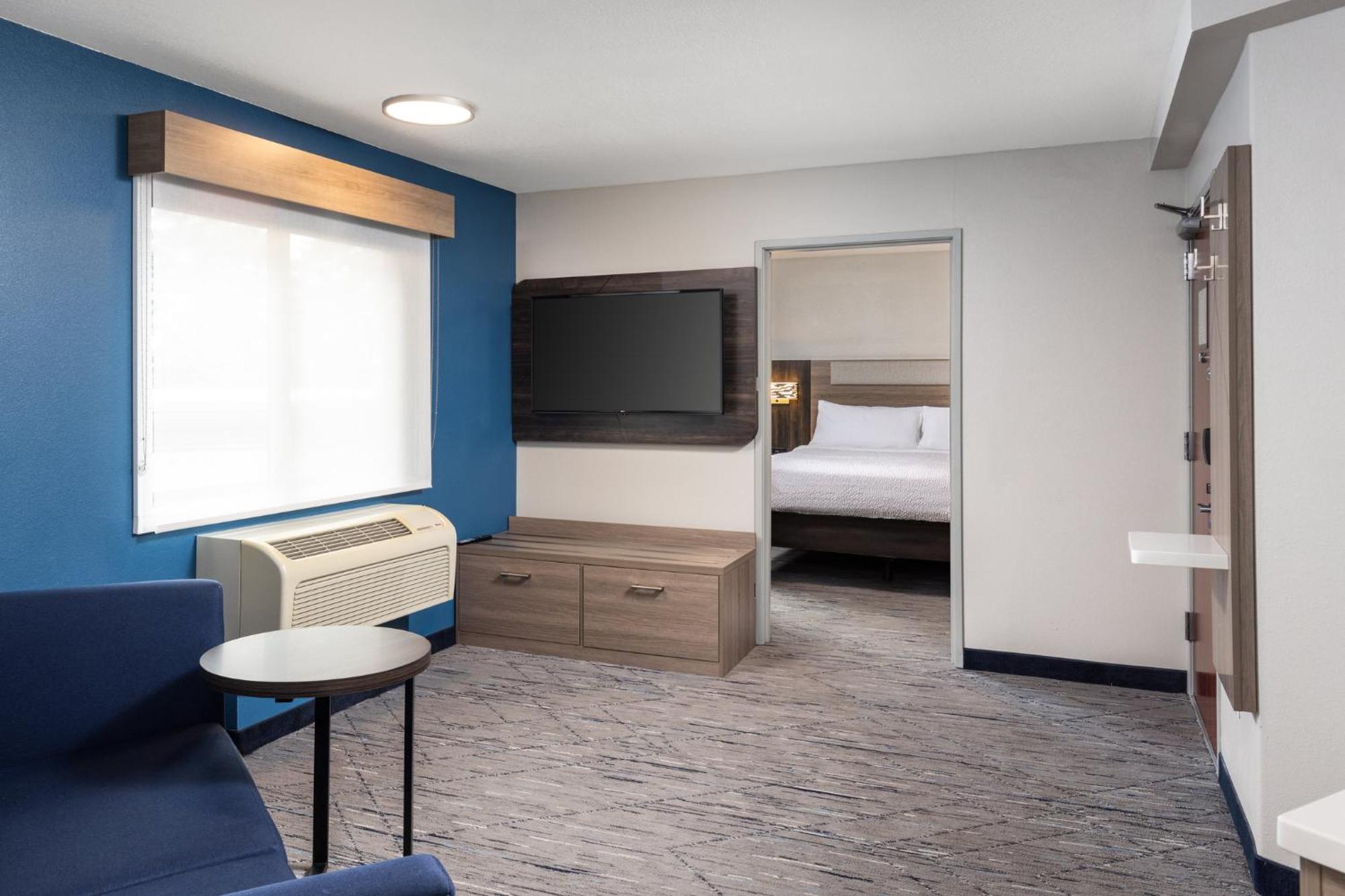 Holiday Inn Express Portland South - Lake Oswego By Ihg Exterior photo